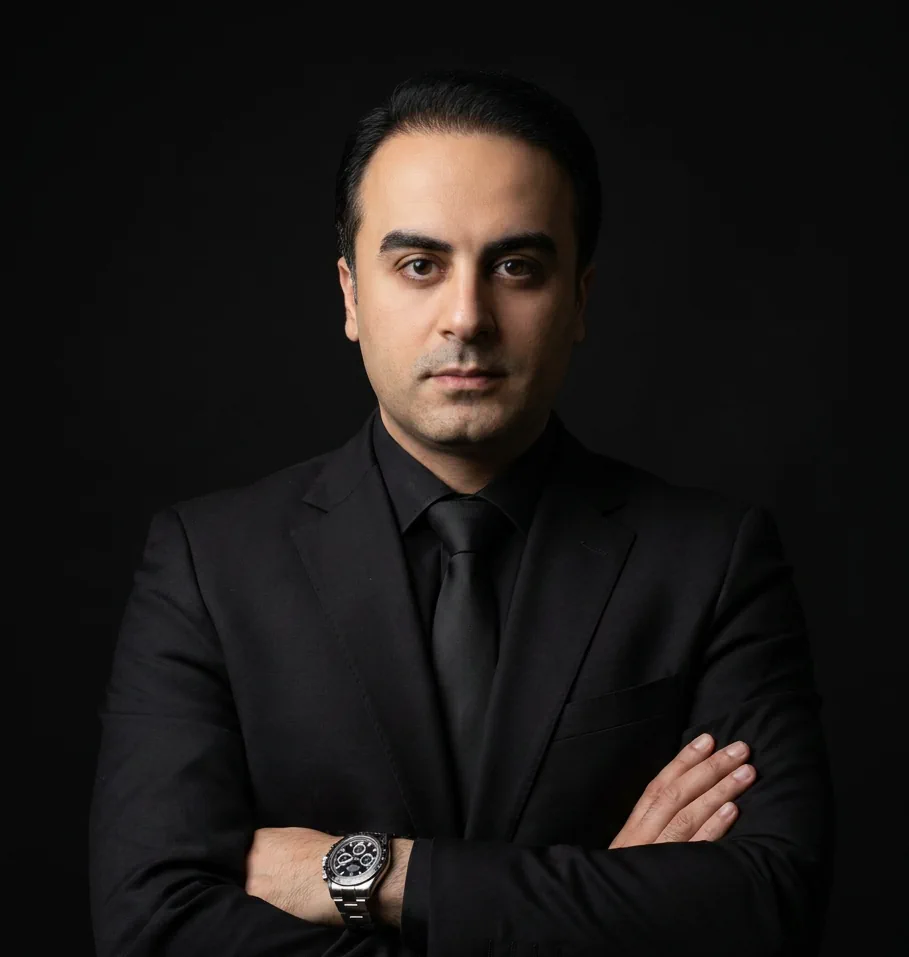 دکتر حمید مطوری - مدیر موسسه روان‌بینش و متخصص روانشناسی